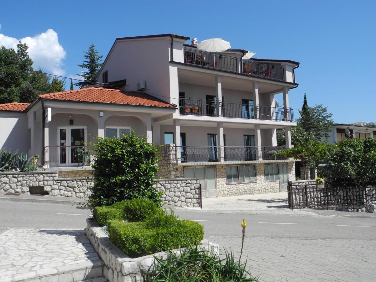 Anton 3 Appartement Crikvenica Buitenkant foto