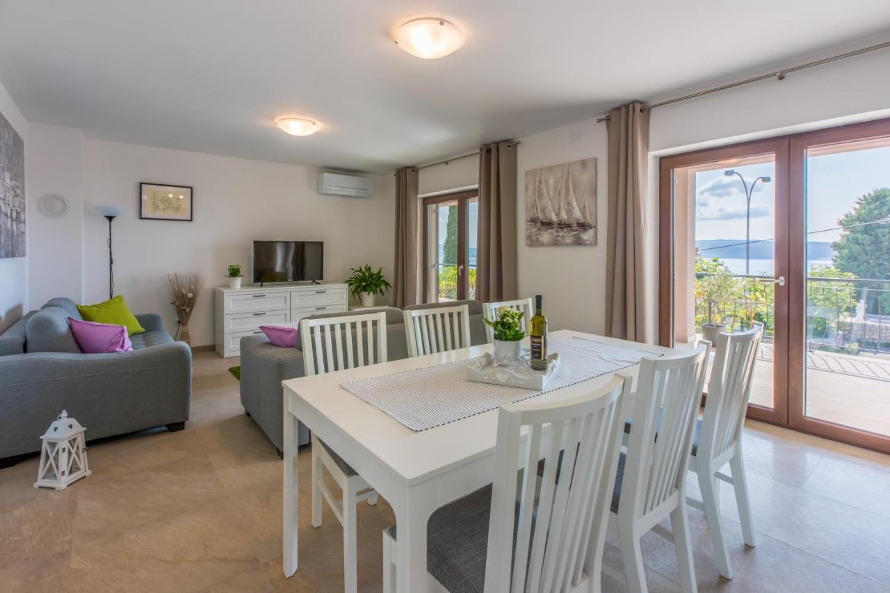 Anton 3 Appartement Crikvenica Buitenkant foto