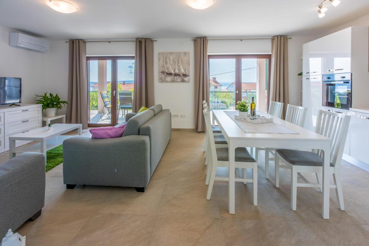 Anton 3 Appartement Crikvenica Buitenkant foto