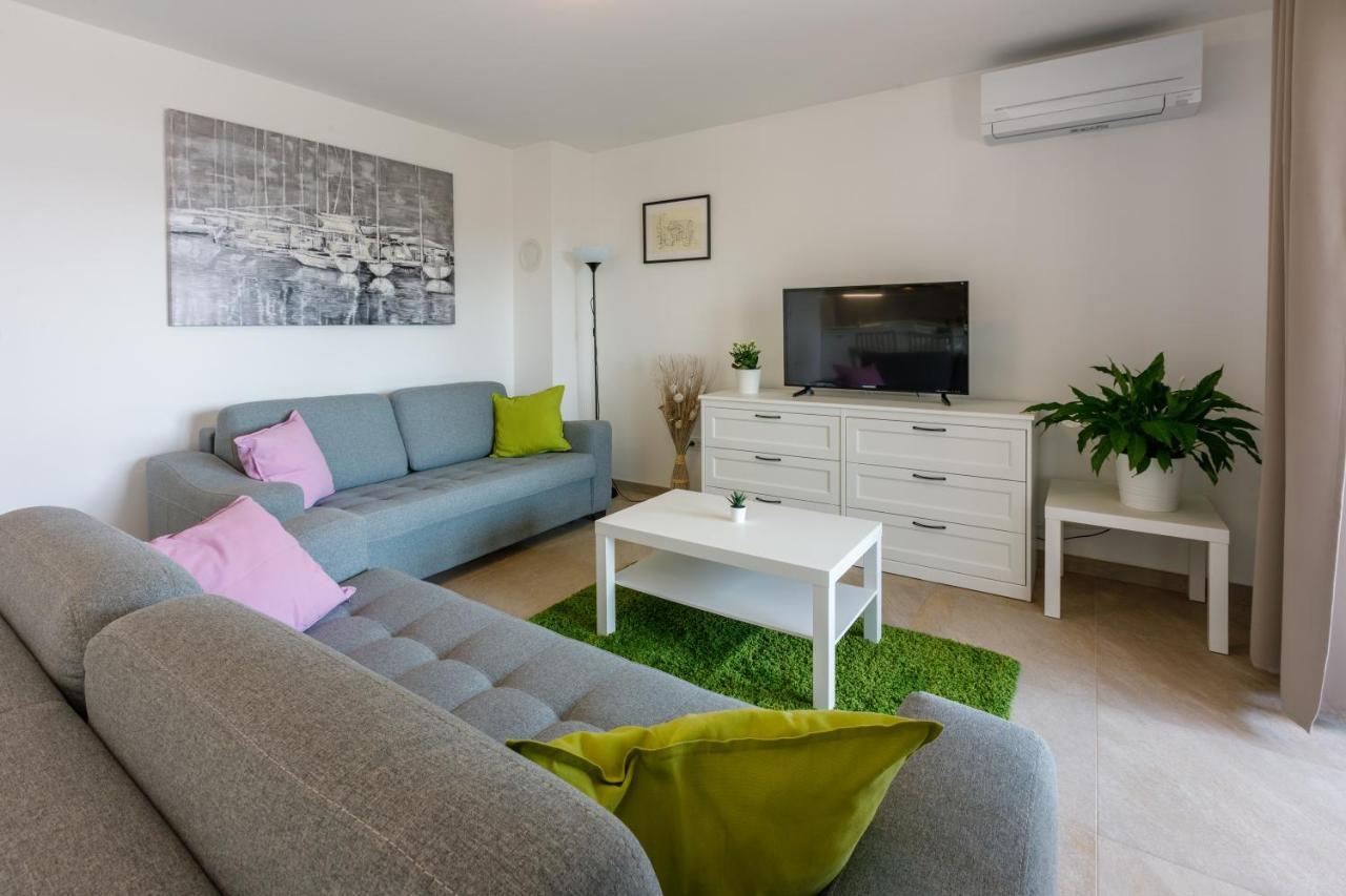 Anton 3 Appartement Crikvenica Buitenkant foto