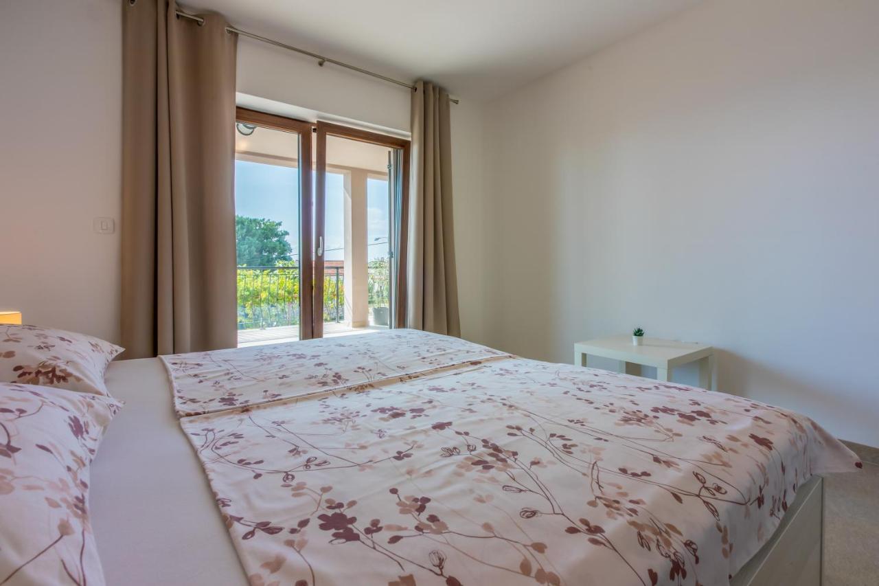 Anton 3 Appartement Crikvenica Buitenkant foto
